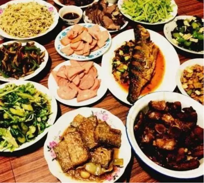 今日霜降 _ 露凝为霜知霜降，滴酒品后知浓香231.png