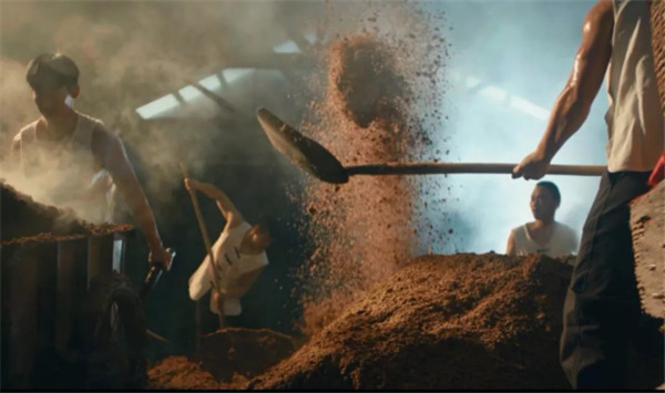 1575020173100793.jpg 中秋酒礼丨月已满,杯莫空,佳节有酒万事足!563.jpg